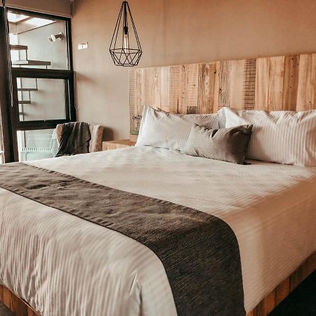 Hotel Partana Ενσενάντα Εξωτερικό φωτογραφία